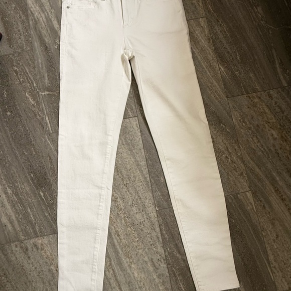 Banana Republic Denim - Banana Republic White Skinny Jeans
